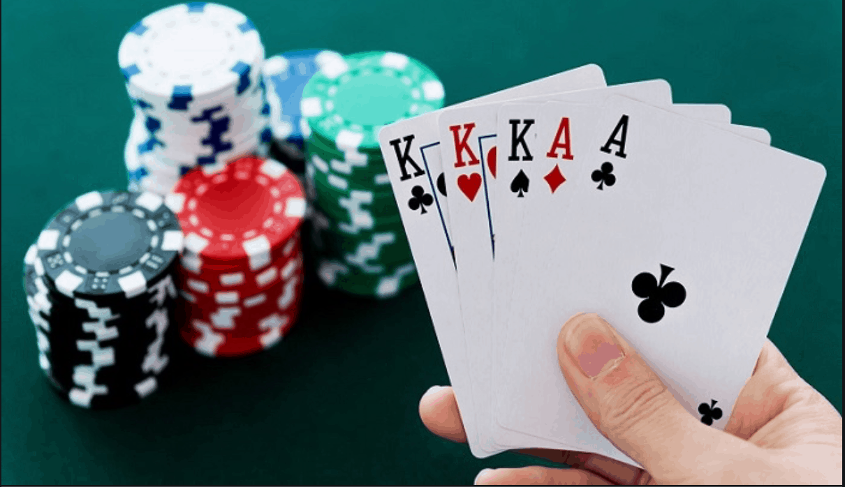 Những điều mà người chơi không thể bỏ qua khi đánh bài poker online.