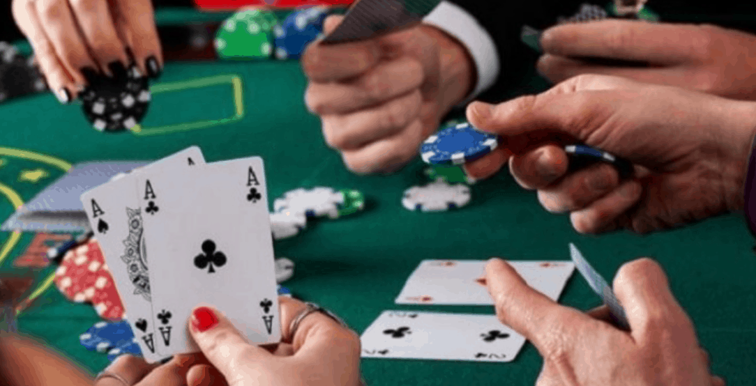 Cách chơi Poker đánh thắng đối thủ hiệu quả nhất