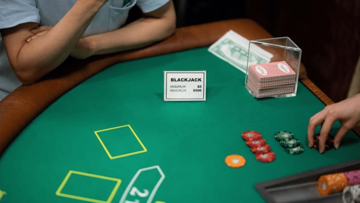 Đôi điều dành cho mẹo cược trò chơi Blackjack tại sòng bạc