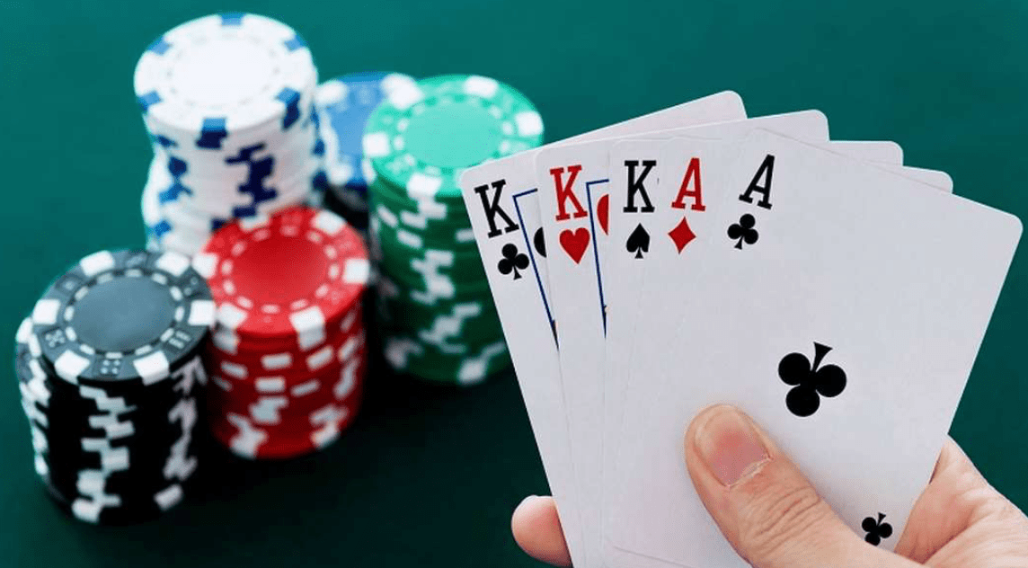 Những lợi ích từ việc làm chủ tình hình cuộc chơi trong poker?