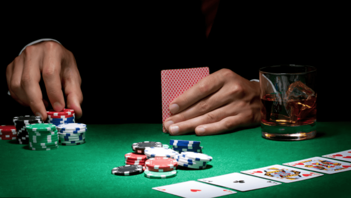 Gửi đến các bạn những thủ thuật chơi Poker dễ ăn tiền đối thủ