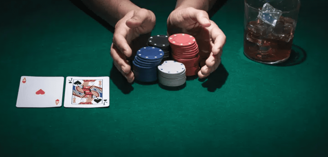 Phương pháp tiến gần hơn đến với chiến thắng nhờ cách hiểu các tay bài trong game bài Blackjack