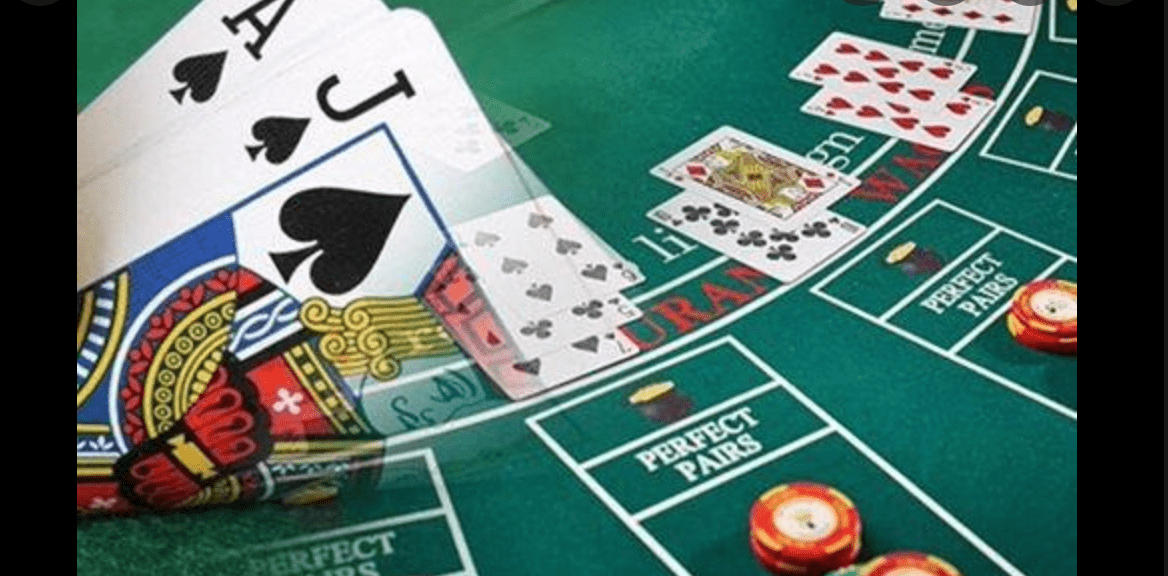 Có những lý do gì mà Blackjack lại trở thành một game bài được nhiều người thích vậy?